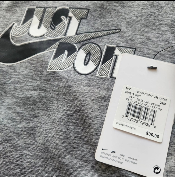 2 Piece Nike Athletic Outfit - Picture 2 of 3